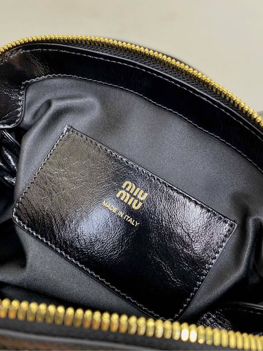 Geanta Miu Miu Pochette