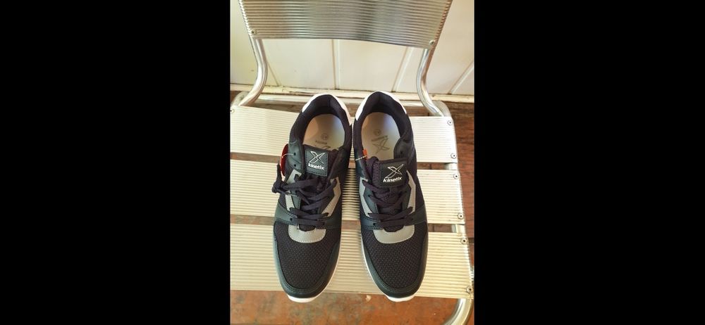 Кроссовки 43-44размер