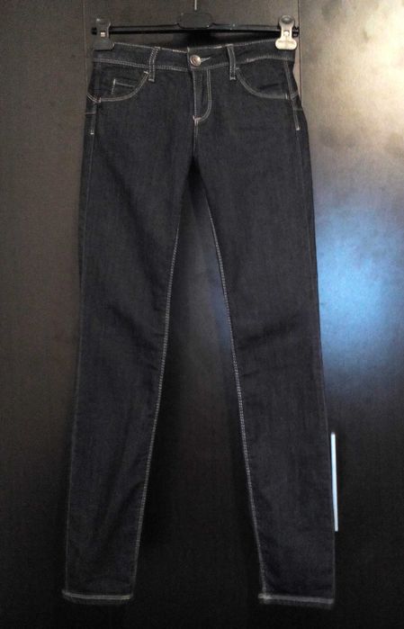 Разпродажба: 1) Дънки FLOYD, W27 / L33;  2) Дънки Benneton, W28