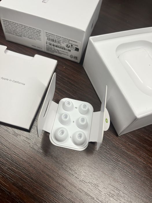 Casti Air pods pro 2/3 de vanzare