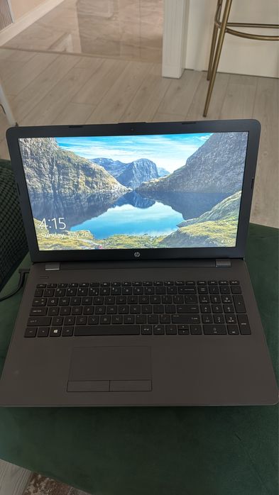 Laptop HP 15.6” Intel Core i5-7200U, 8 GB RAM, SSD 128 GB + HDD 1 TB, touchscreen + geantă HP