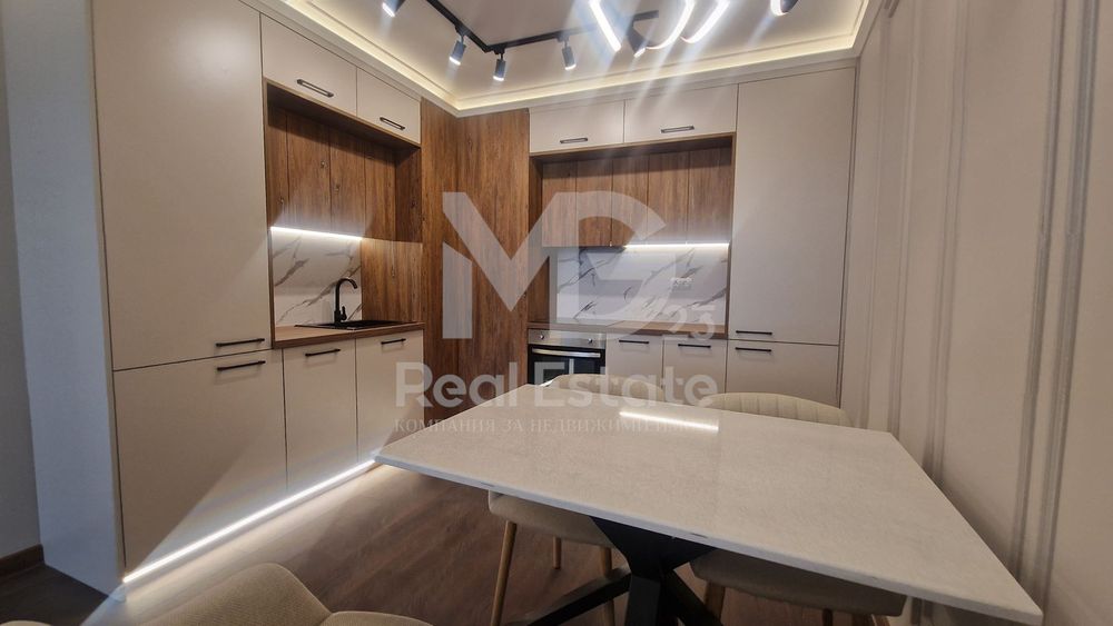 Продава се Двустаен апартамент в Пловдив, Христо Смирненски - 78 кв.м за 1993 €/кв.м - Снимка #4