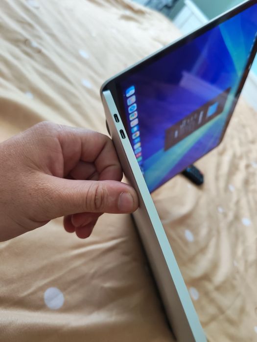 Mac book pro 2020