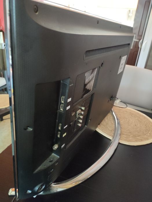 Vând Tv Samsung diagonala 81 cm