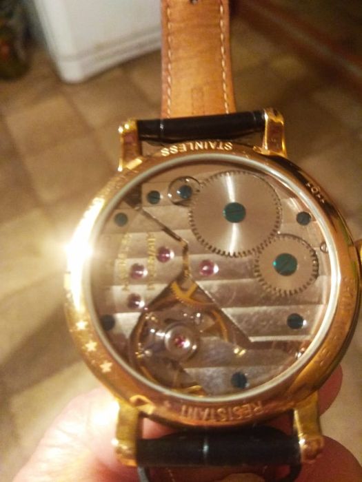 Часы механические