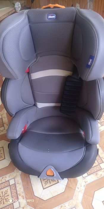 Авто кресло с изофиксами