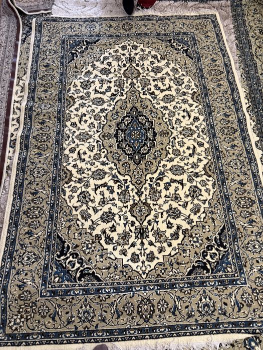 Продаются ковры