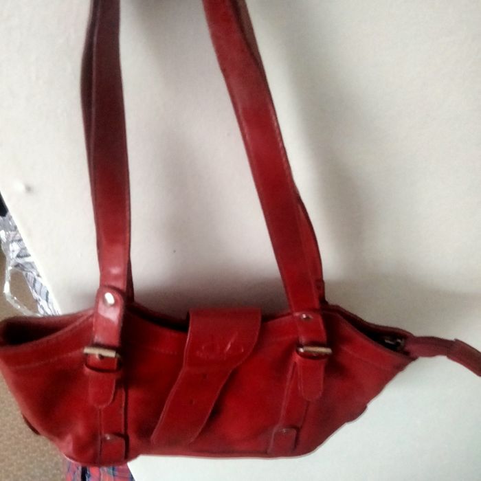 Сумки кожанные женские