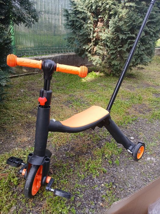 Multi funcțional children's tricycle