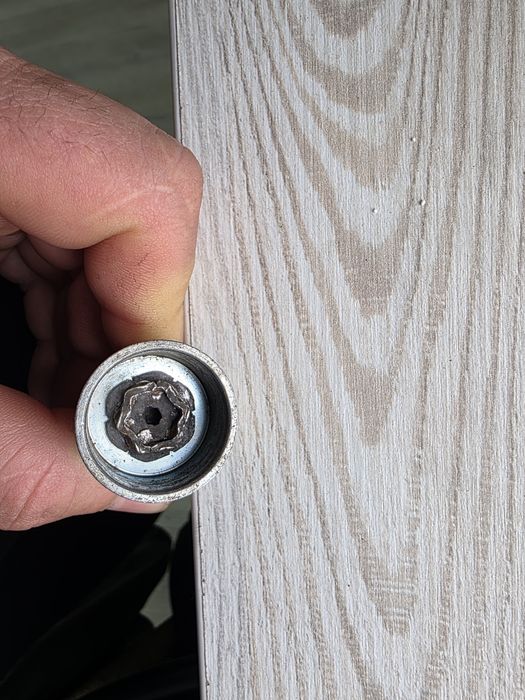 Prezoane cu cheie antifurt bmw si volkswagen skoda audi seat