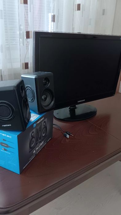 Монитор SAMSUNG - Р2350