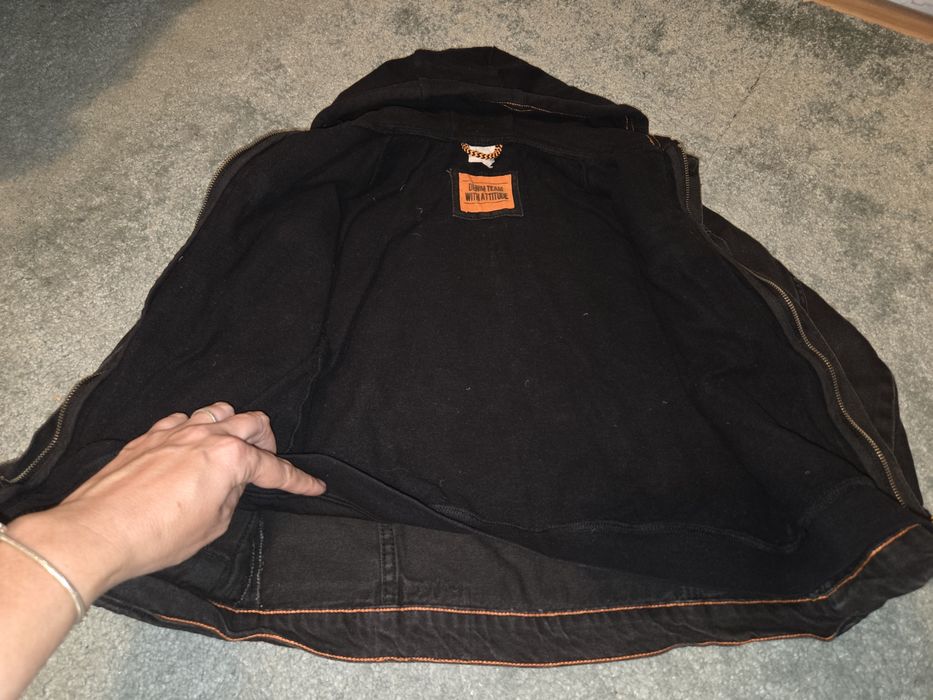 Vând geaca Zara pentru băieți, din denim/jeans/blugi, 128cm, 7-8 ani