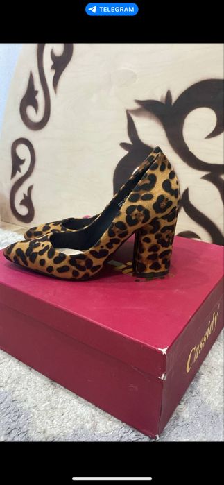 Женс туфли 36 размер сост отл