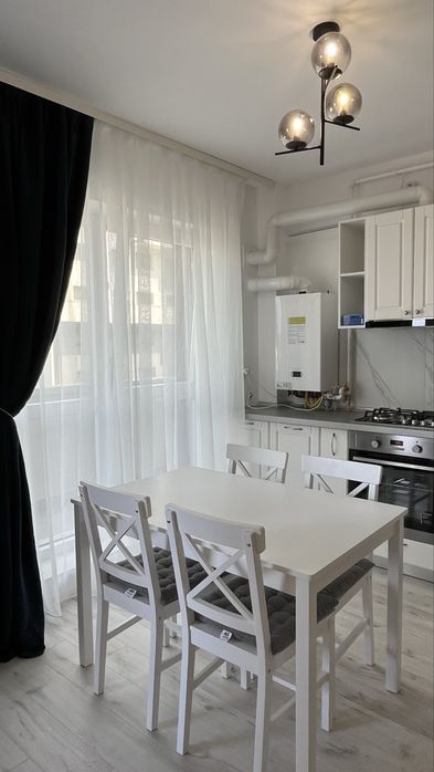 Studio cu balcon mare si parcare