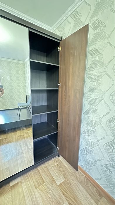 Спальный гарнитур состояние среднее