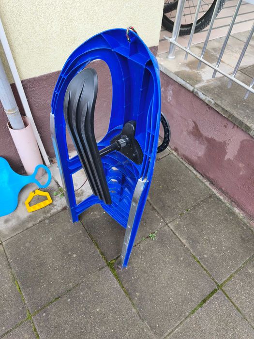 Детска управляема с кормило шейна