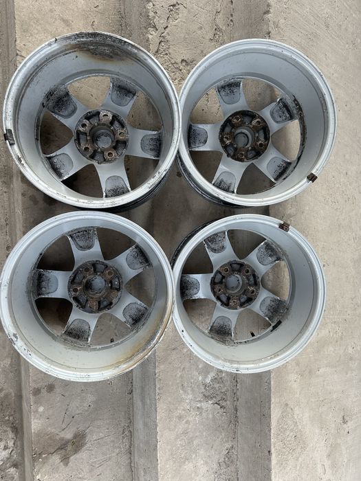 Продам Диски R16 на Ниссан