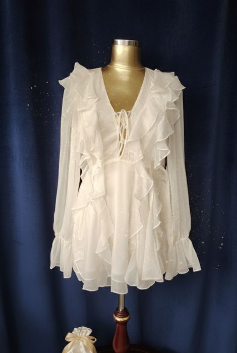 Парти бяла рокля