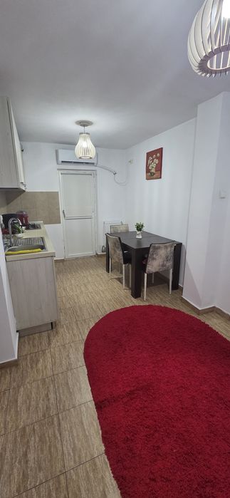 Închiriere apartament 2 camere decomandat zona 1 mai
