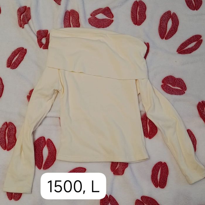 футболки, штаны срочно продаю