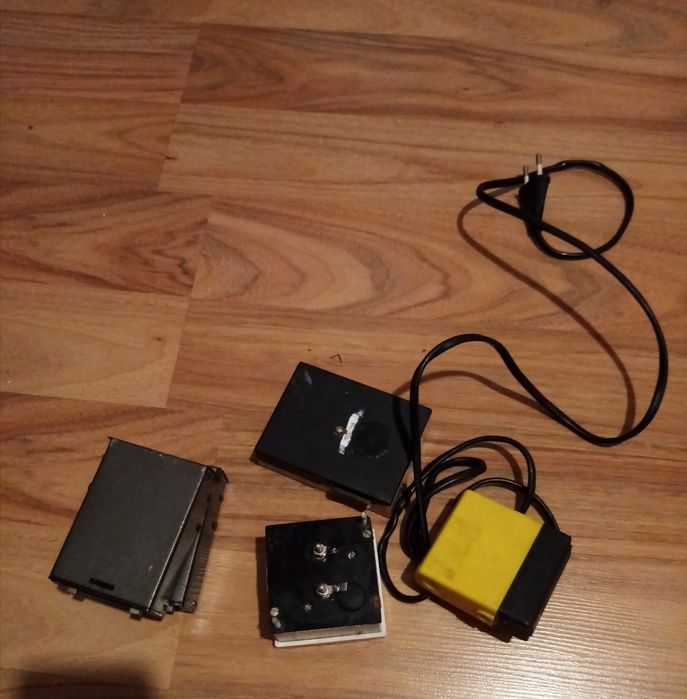 Vând amintiri din Epoca de Aur