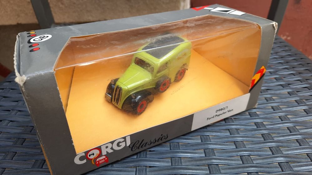 Macheta metalica corgi toys scara 1/43