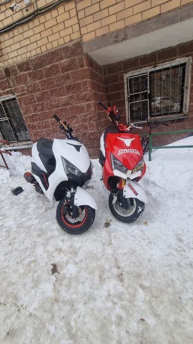 Продам 2 мопед м8 про