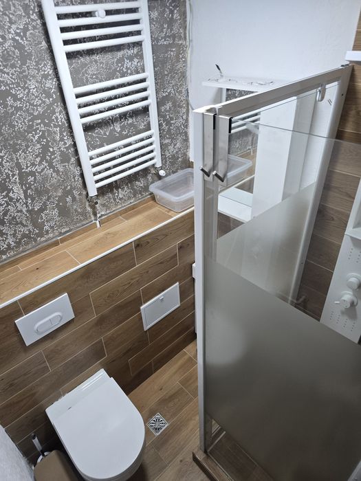 Inchiriez apartament 3 camere