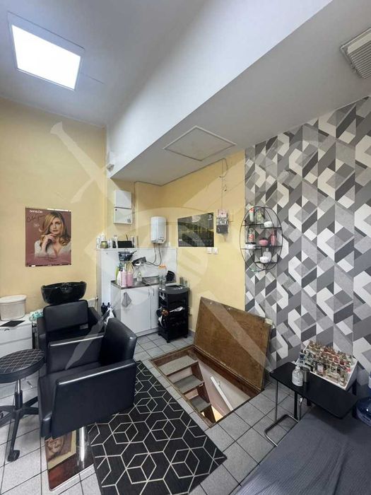 Продава се Магазин в София, Зона Б-5 - 20 кв.м за 1709 €/кв.м - Снимка #1