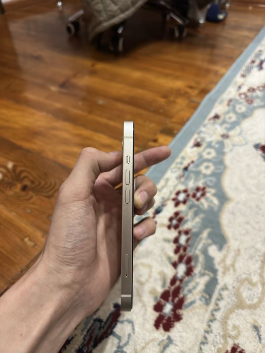 iPhone 13 сатылады