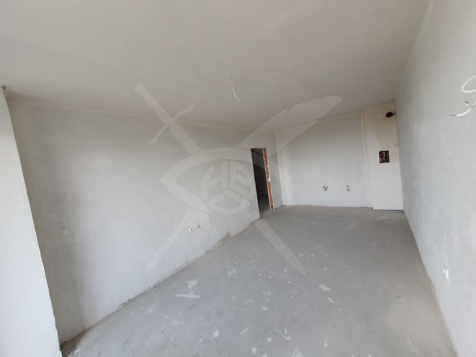 Продава се Двустаен апартамент в Бургас, Славейков - 74 кв.м за 1257 €/кв.м - Снимка #6