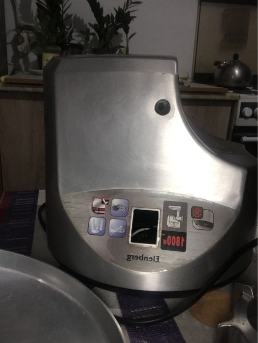 Elenberg 1800w;мясорубка старый