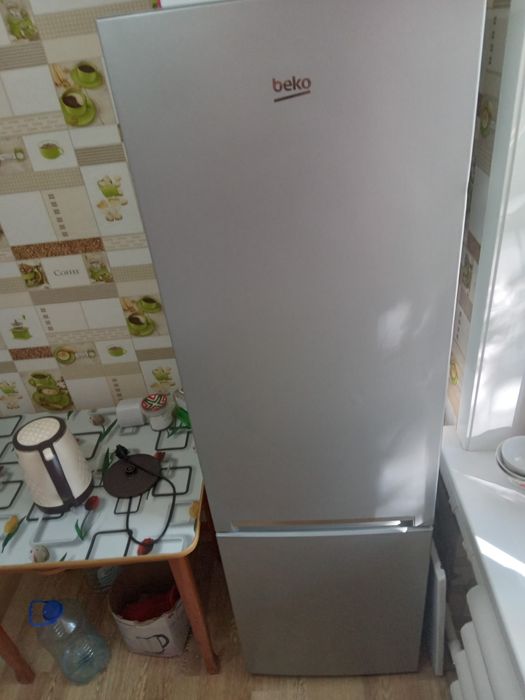 Продам холодильник.
