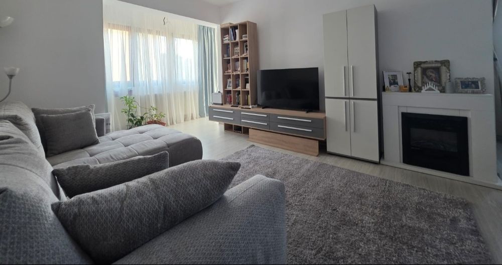 PROPRIETAR Vand Ap. 4 cam,doua balcoane,2 locuri parcare