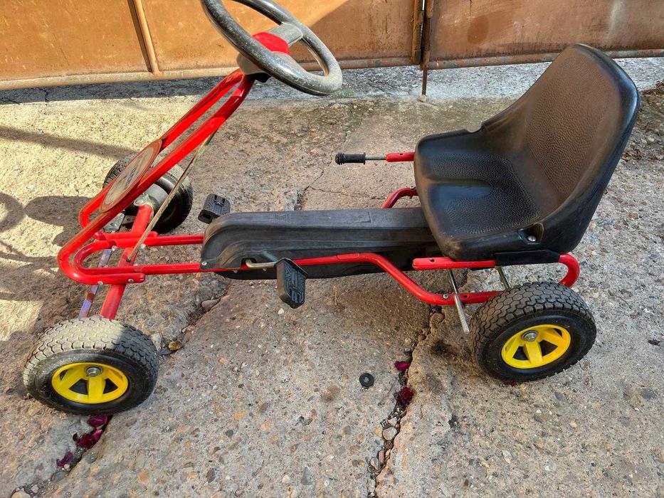 Детска количка с педали Kettcar