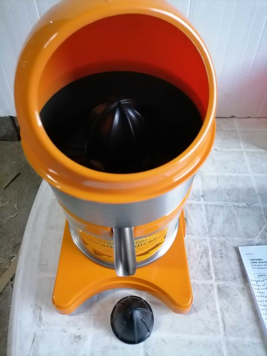 Професионална електрическа сокоизтисквачка