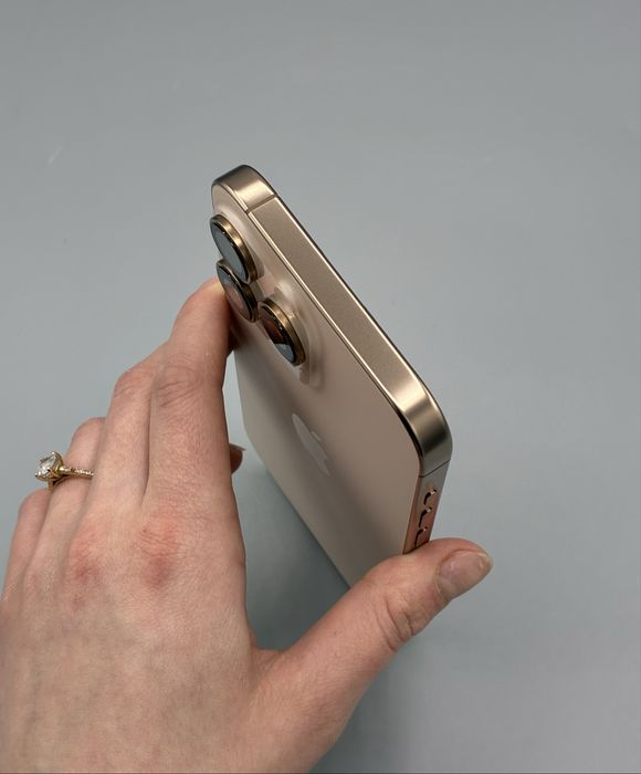 iPhone 16 Pro Max | 256 GB | Baterie 94% | Desert Titanium | Garantie