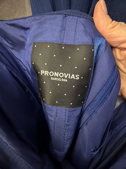 Вечерние платья