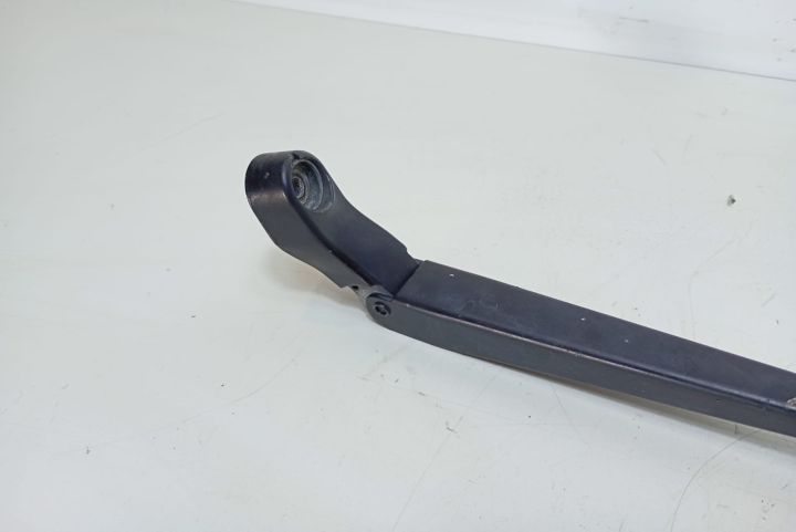 Brat  stergator parbriz dreapta A6398200844 Mercedes-Benz Vito W639