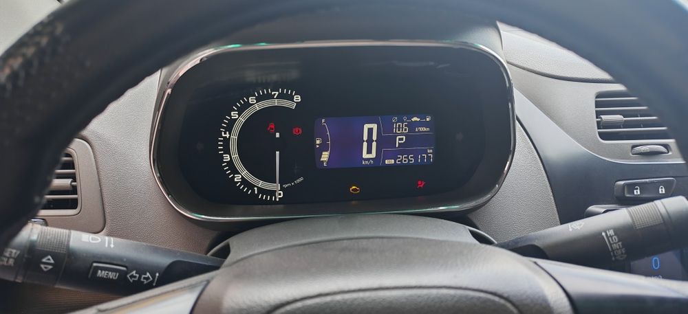 Продается Chevrolet Cobalt 2014 года выпуска.