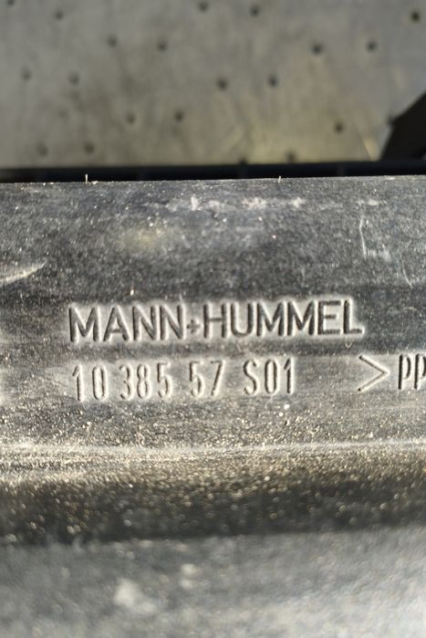 Carcasa filtru aer A 639 528 31 06 Mercedes-Benz Vito W639 (facelift)