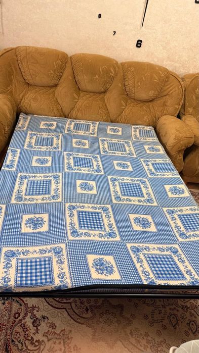 Продам диван и 2 кресла