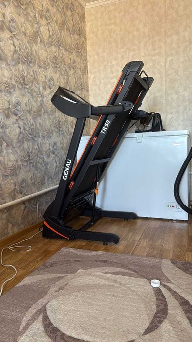 Беговая дорожка Genau