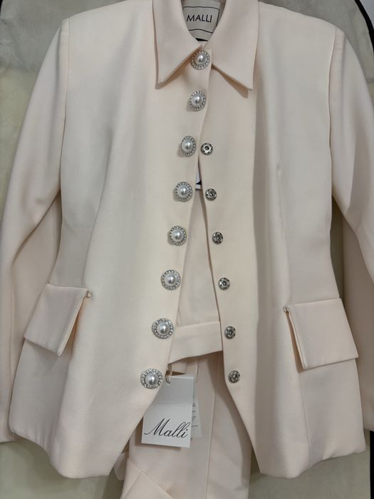 Костюм Malli новый Chevalier