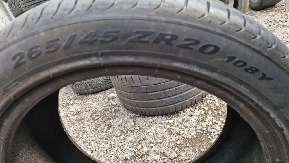 Anvelopă 265/45R20 marca Pirelli, DOT 2021