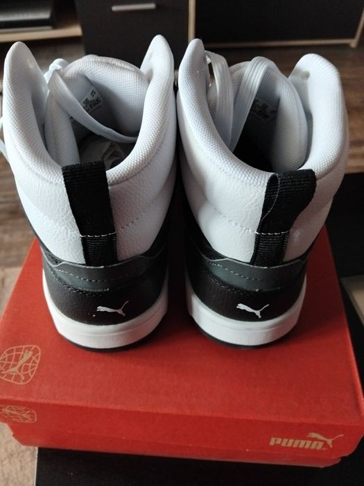 Дамски маратонки Пума номер 38