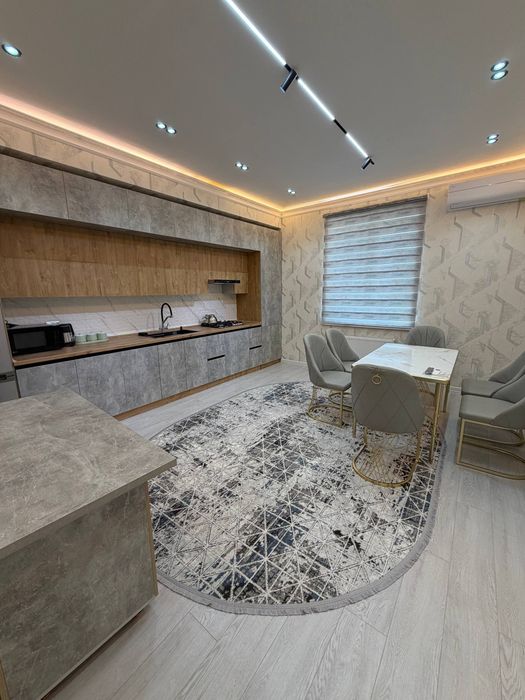 Korzinka, Grand Hotel yonida 2 xonali Luyks kvartira ijaraga