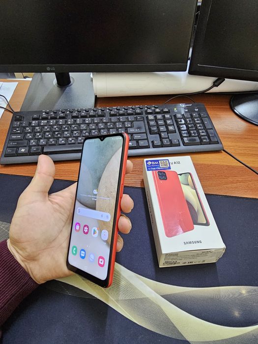 Samsung A12 32gb[2023]ideal iwlawi zur aybi yuq tozza telefon yangiday