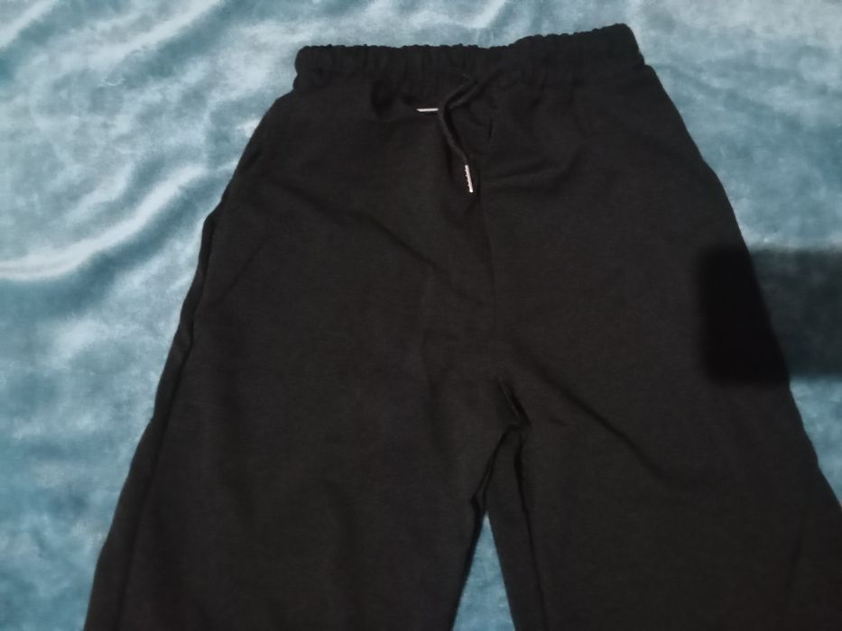 Продам костюм дешево