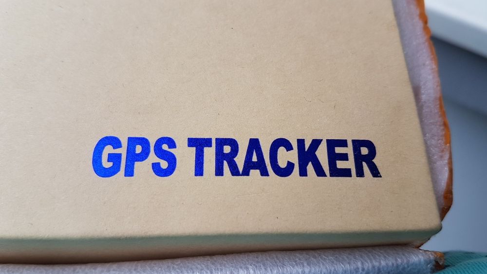 Gps -Tracker -urmarire auto/ moto,alarma,spion